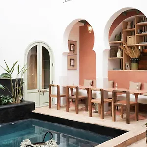 Riad Al Uzza 